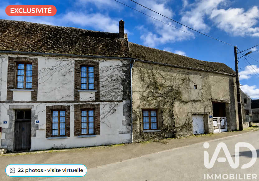 Immeuble à Chaintreaux